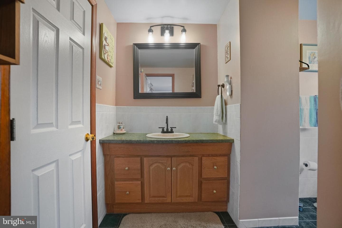 811 Selma Street photo 18