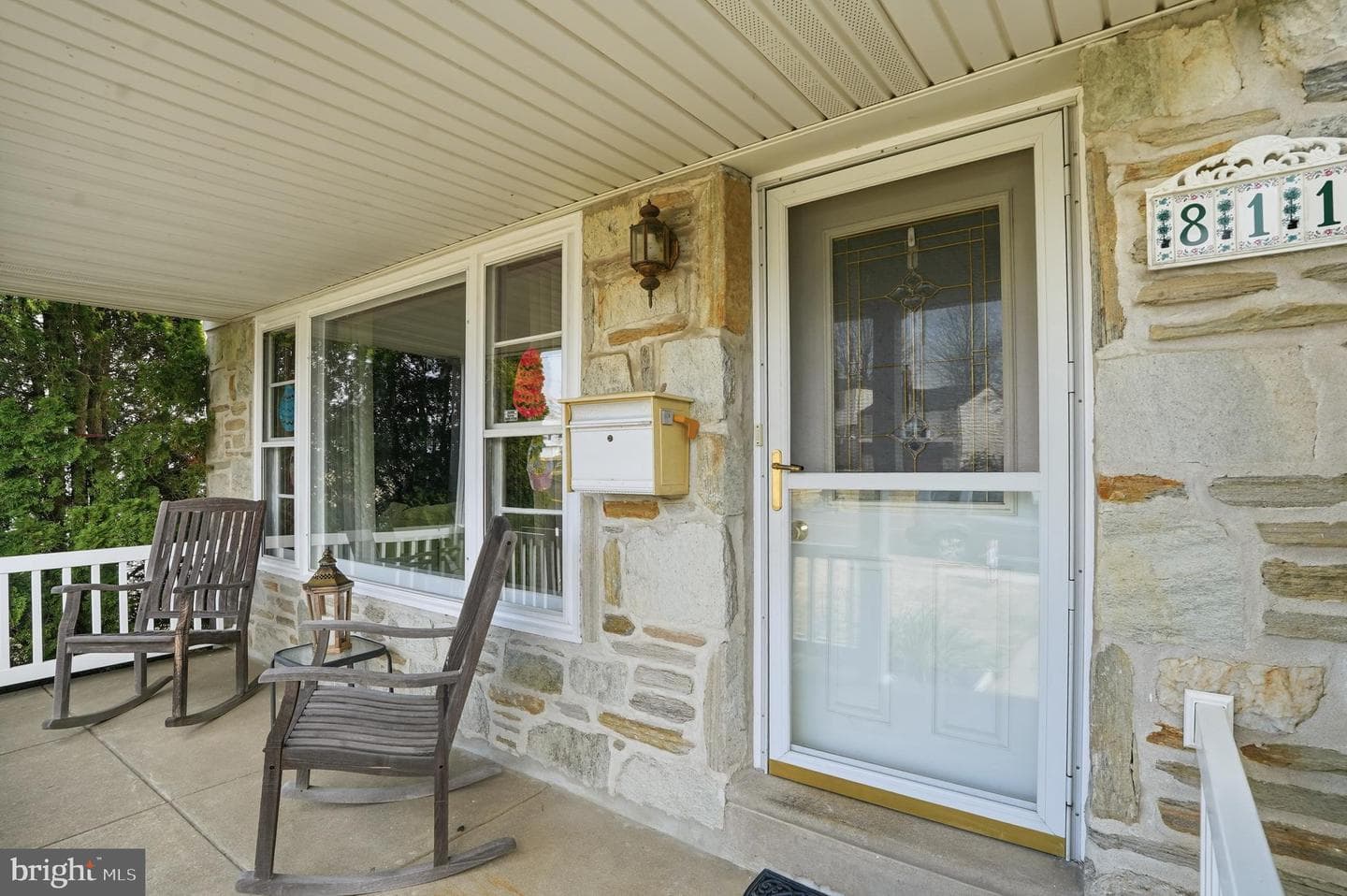 811 Selma Street photo 4
