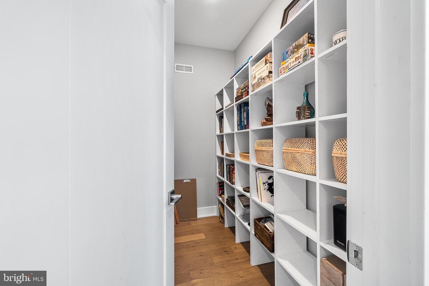 1117 Earl Street photo 21