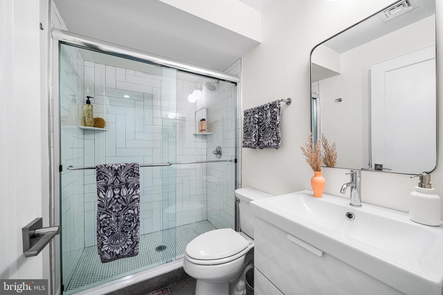 1117 Earl Street photo 35