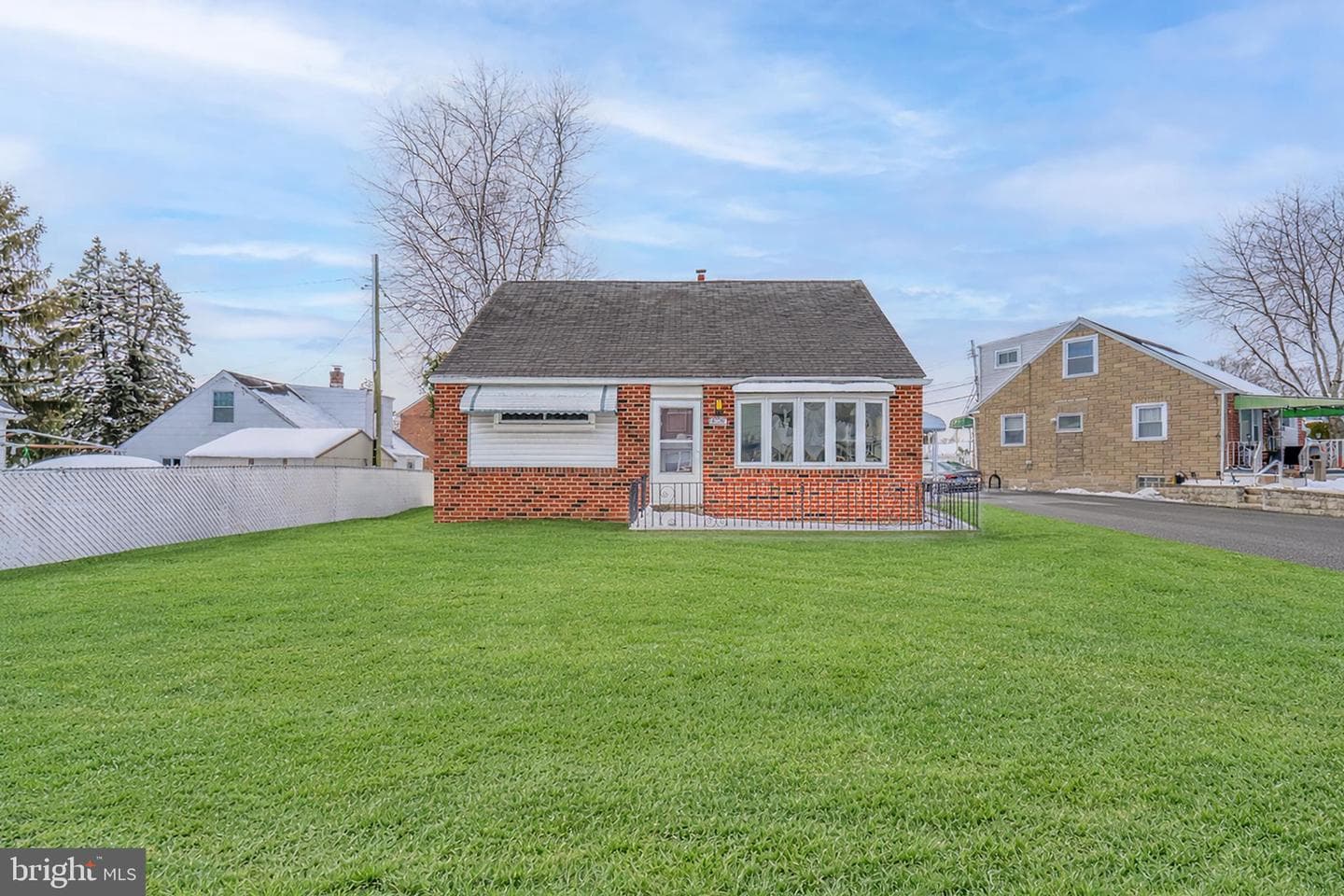 3222 Primrose Road photo 1