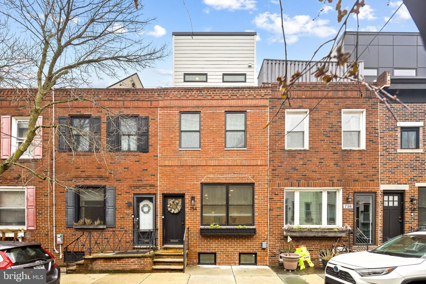 754 N Croskey Street photo 2