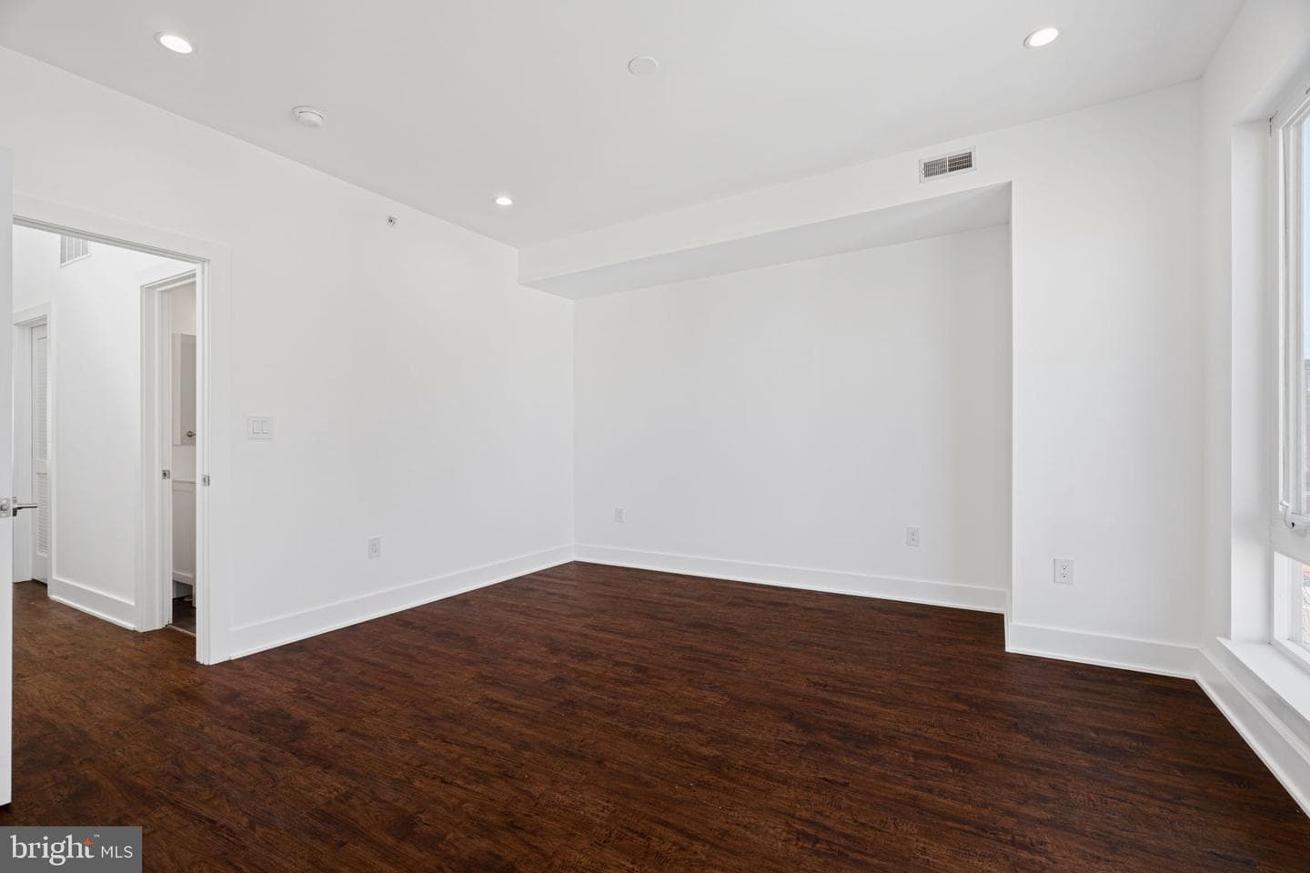 1227 N 5th Street #2 photo 43