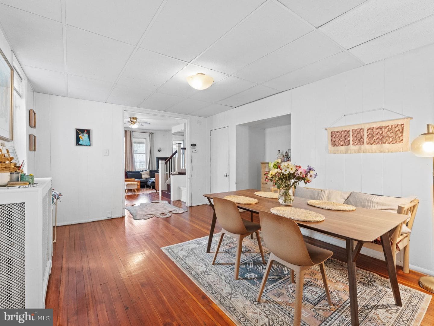233 E Slocum Street photo 4