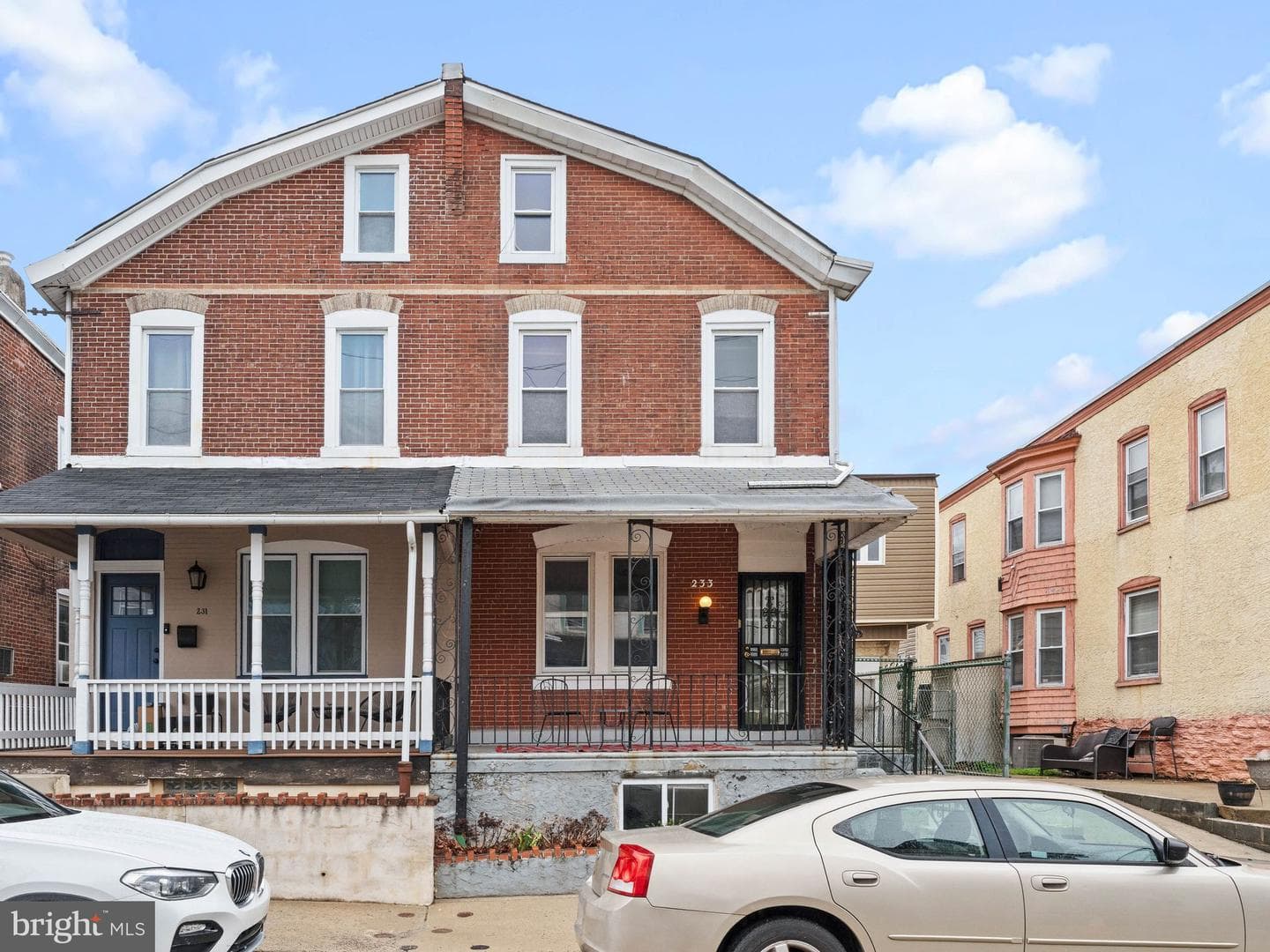 233 E Slocum Street photo 6