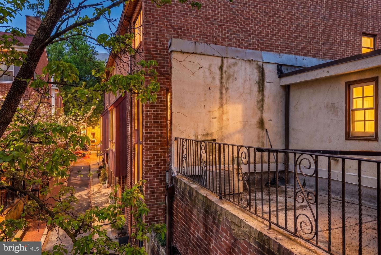 244 S 9th Street photo 31