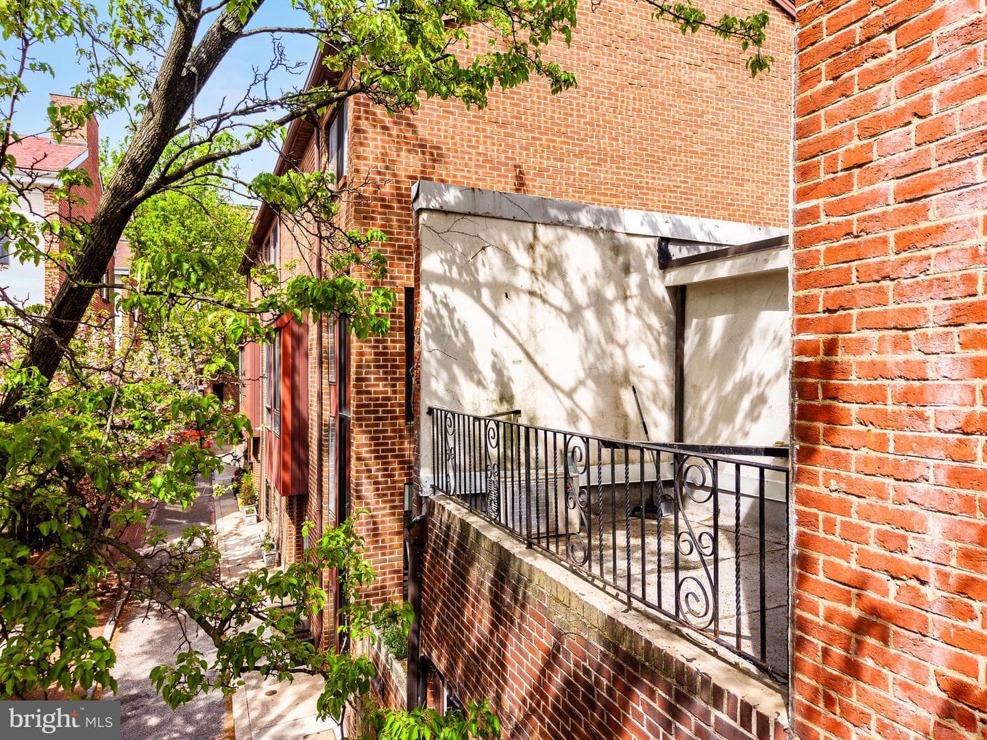 244 S 9th Street photo 32