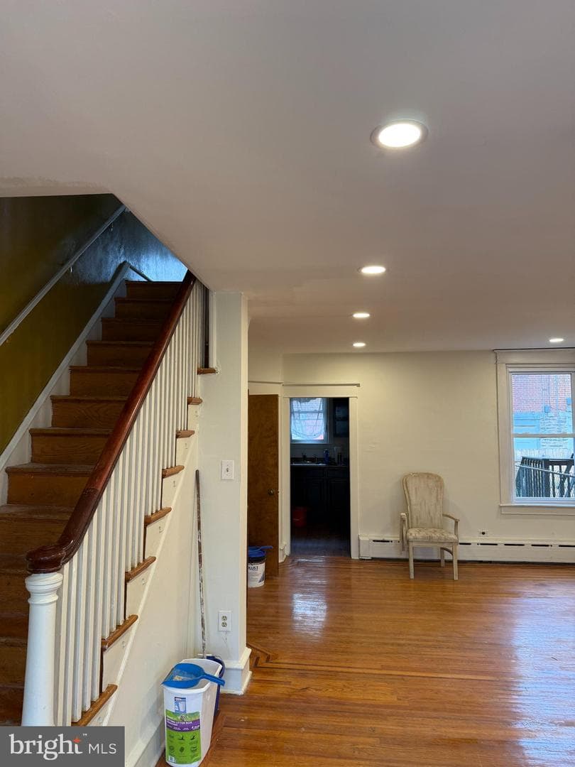 309 Rosemar Street photo 7