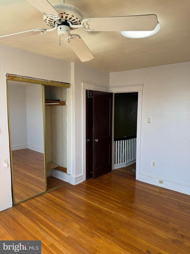 309 Rosemar Street photo 9