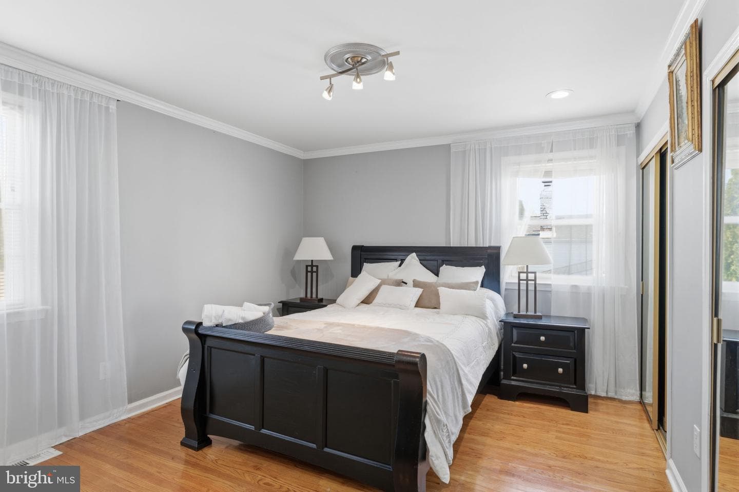 1111 Kent Lane photo 18