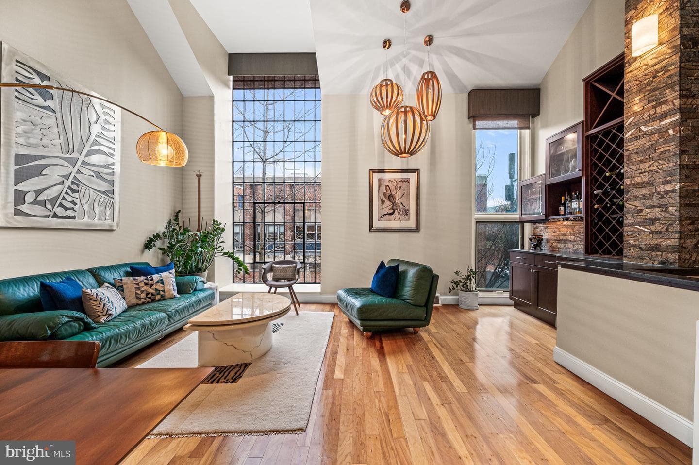 38 Saint James Court photo 1