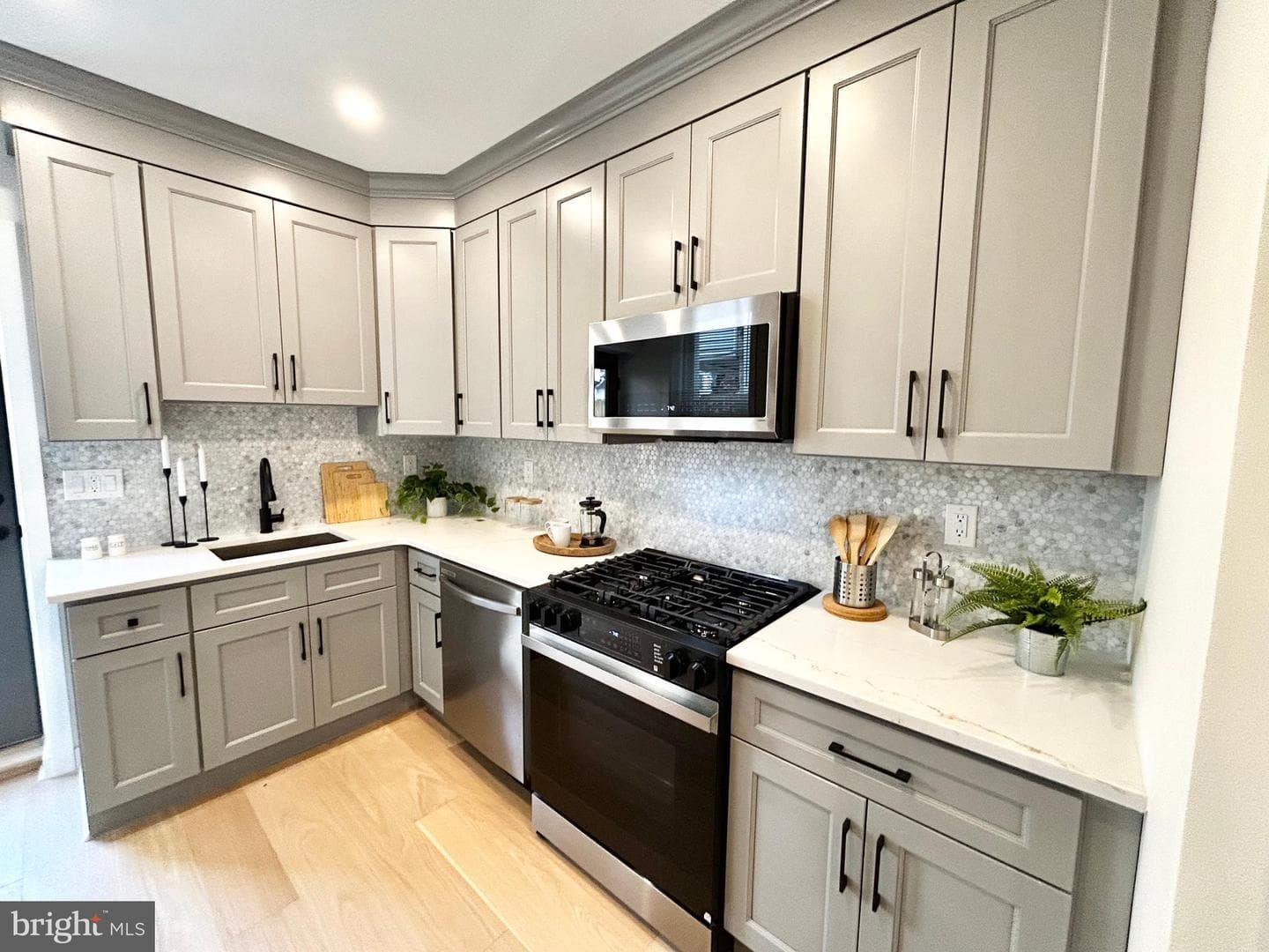 829 N Bucknell Street photo 7