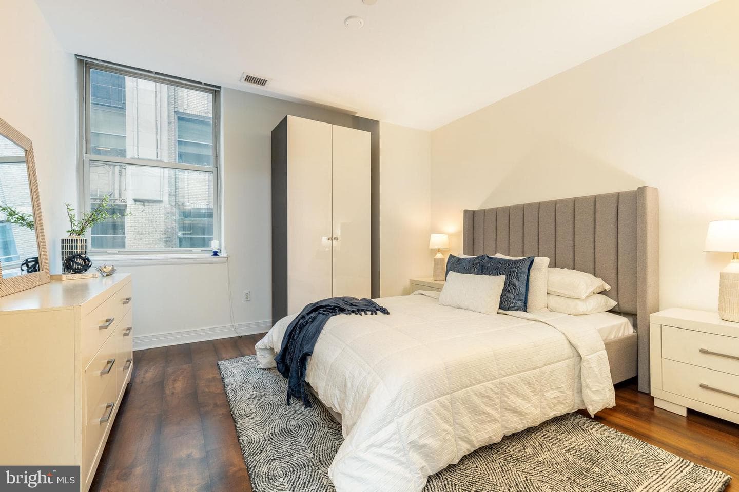 1600 Arch Street #1702 photo 13