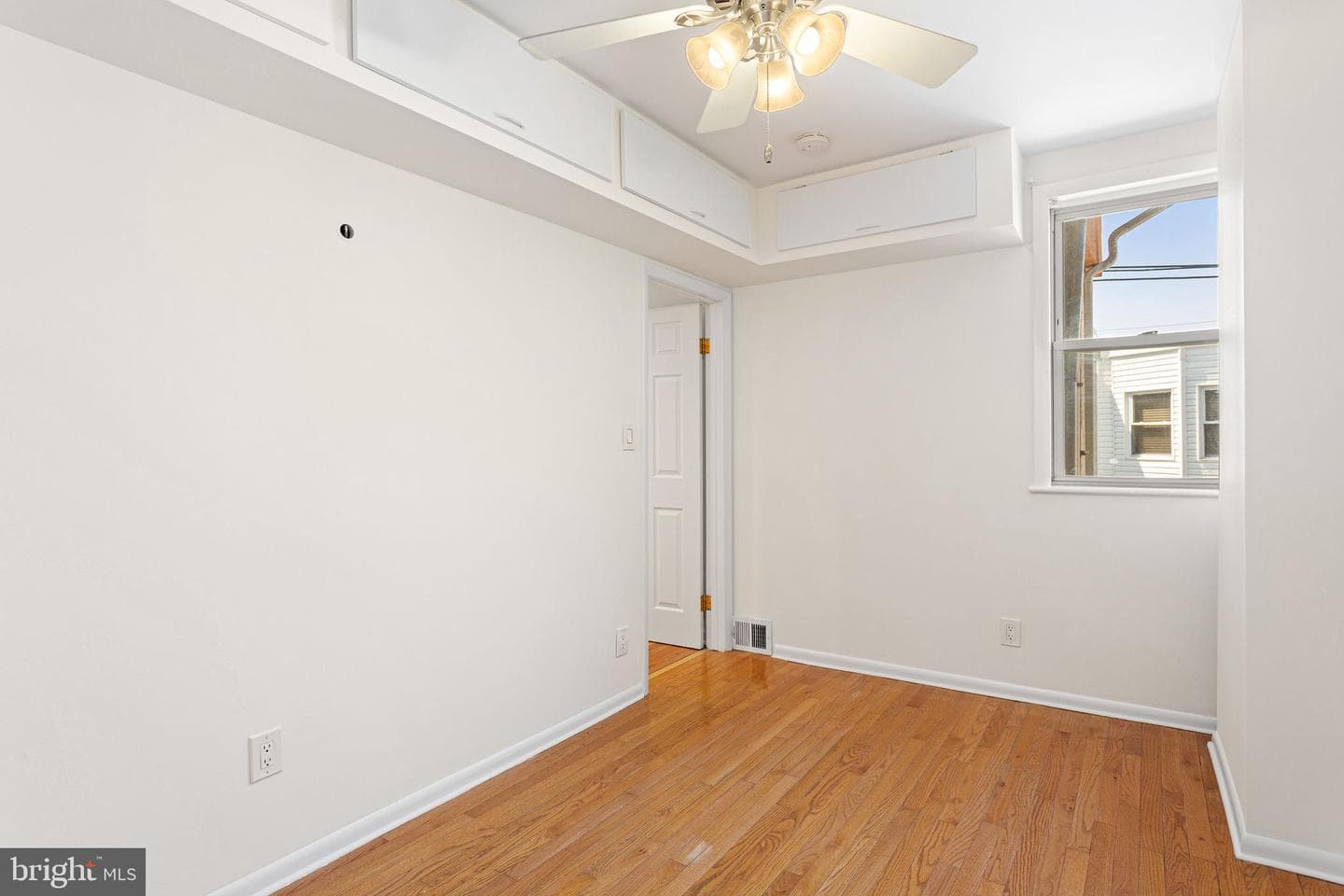 2416 S Bouvier Street photo 19