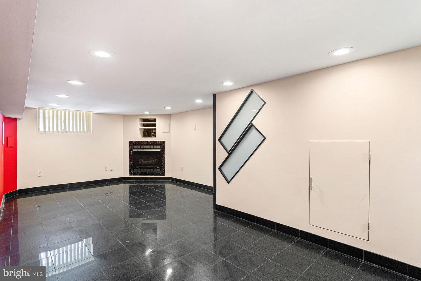 2416 S Bouvier Street photo 24