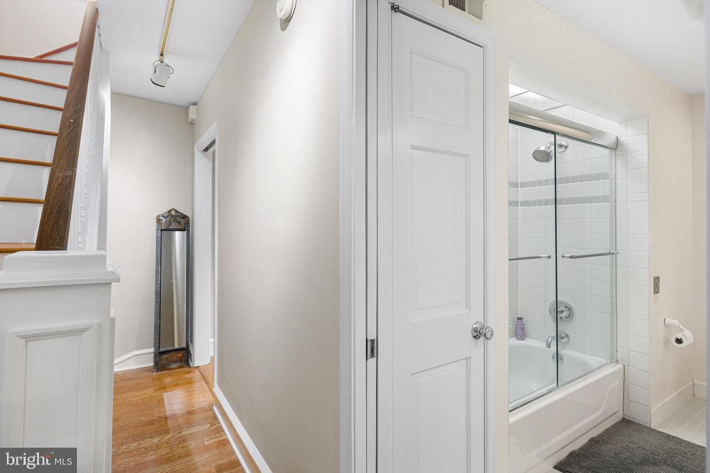 337 S Hicks Street photo 16