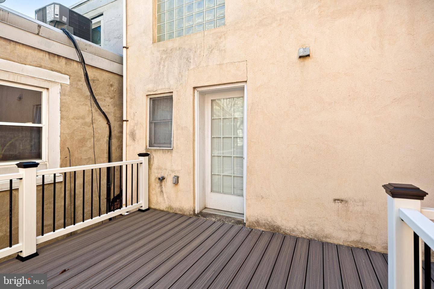 337 S Hicks Street photo 17
