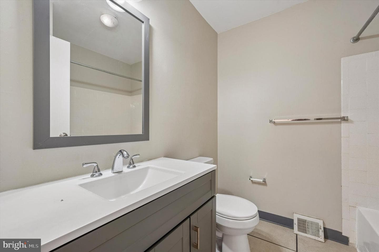 2729 Reed Street photo 17
