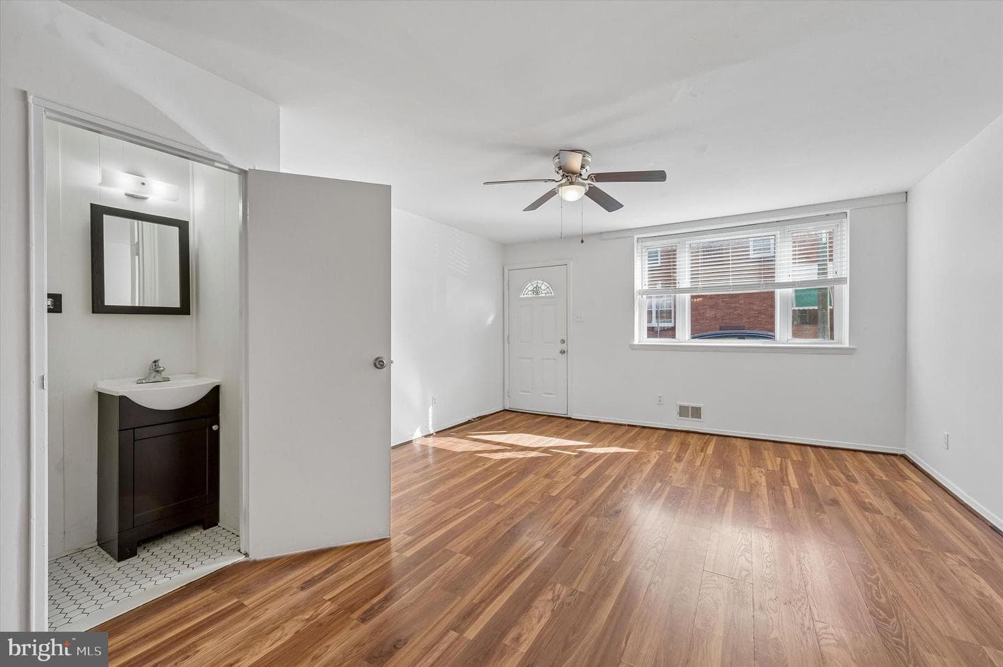 2729 Reed Street photo 9