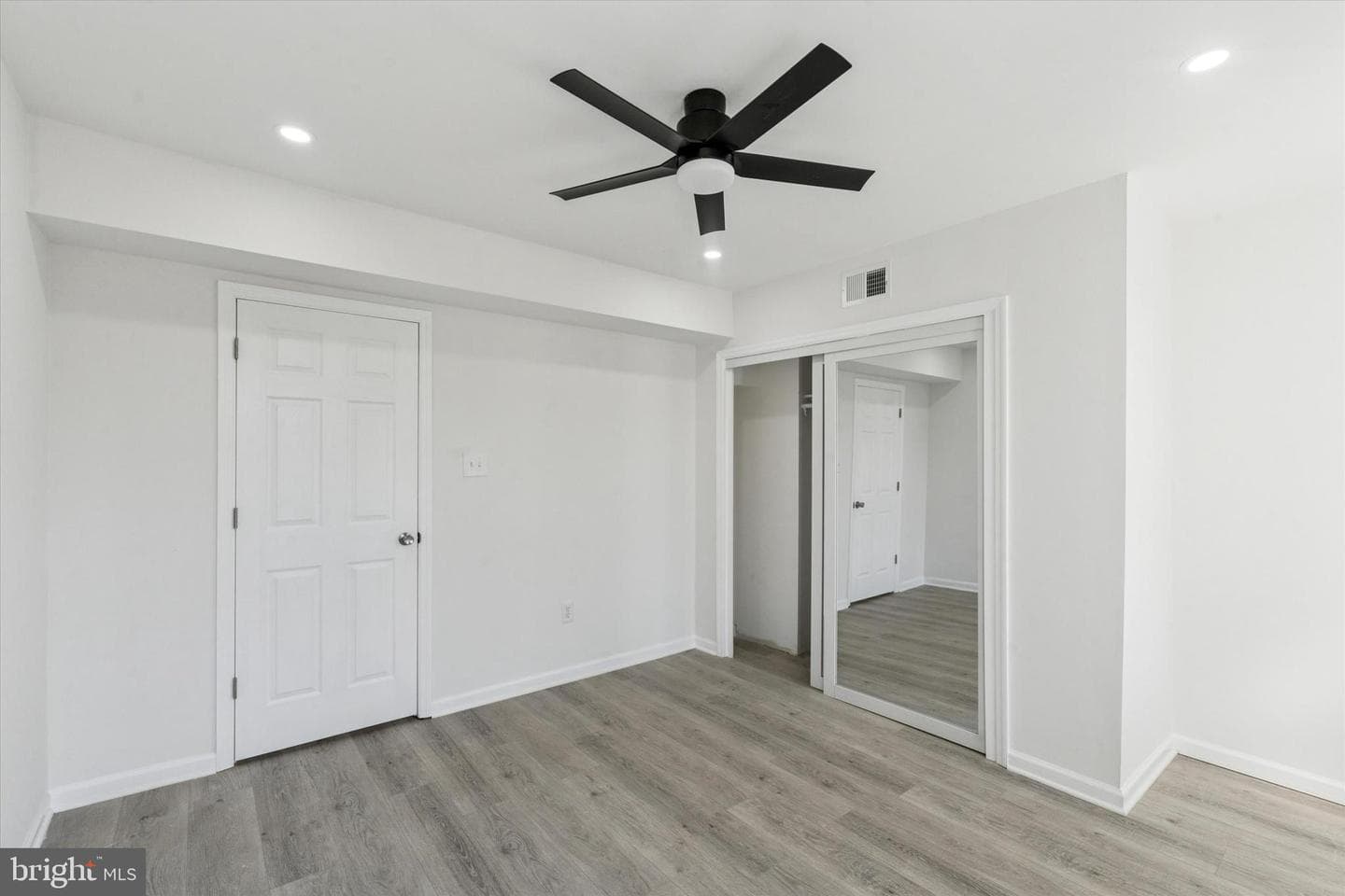 1541 N 9th Street photo 28