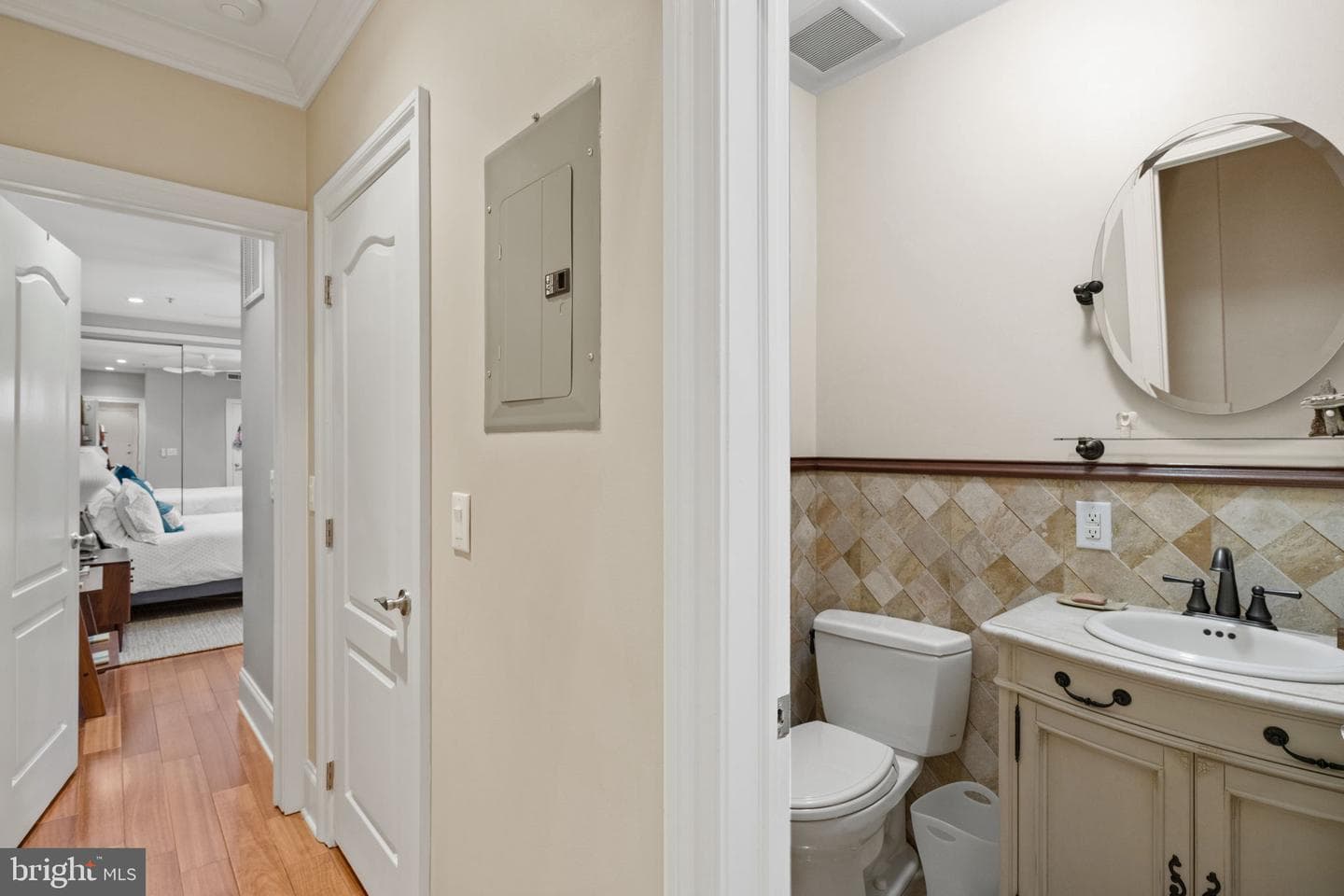 2049 Walnut Street #1r photo 10