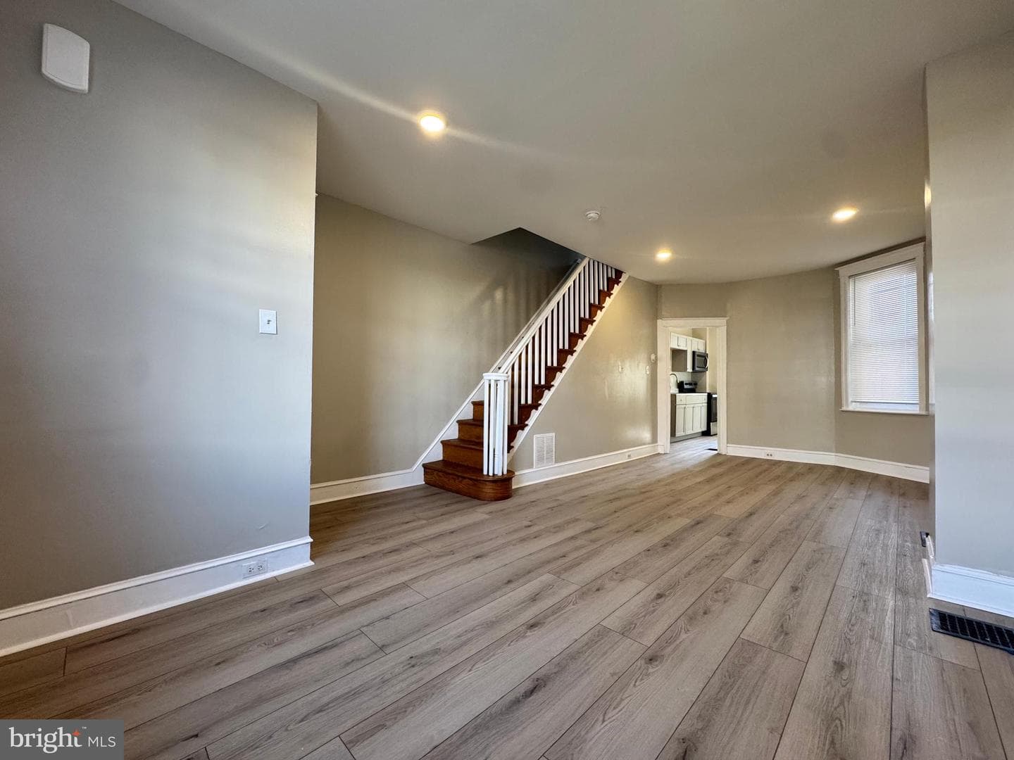 3181 Tulip Street photo 4
