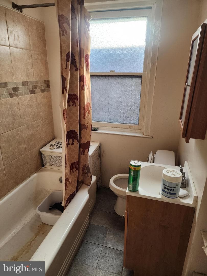 5019 Greene Street photo 9