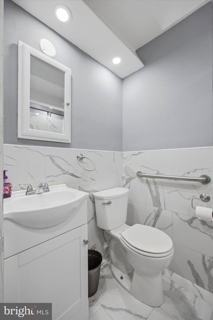 8660 Forrest Avenue photo 12