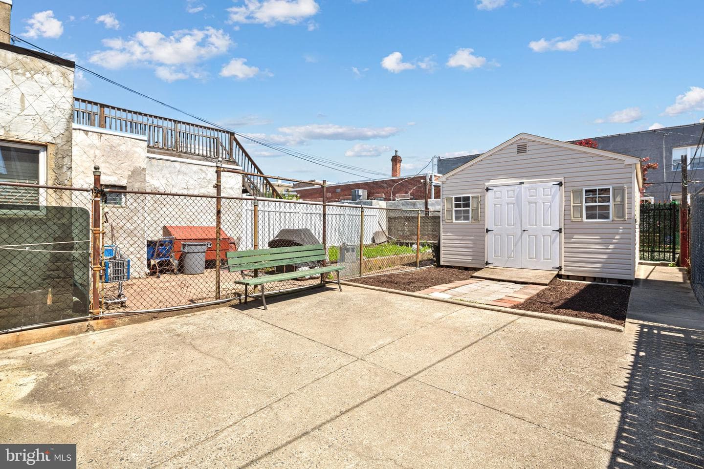 2647-49 E Somerset Street photo 16