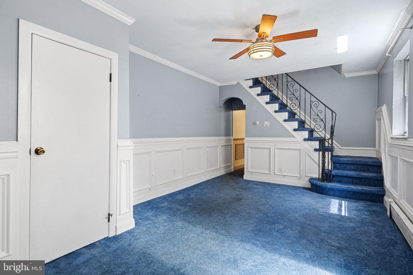2647-49 E Somerset Street photo 3
