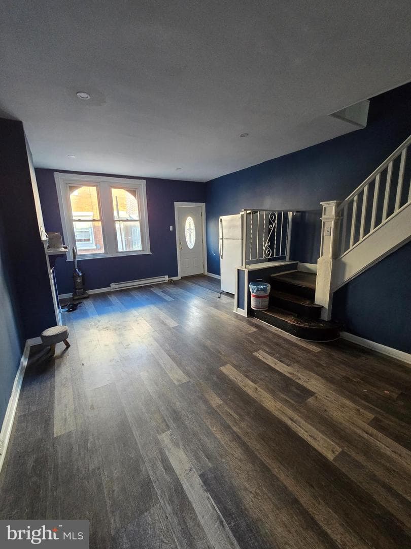 3251 Hurley Street photo 3
