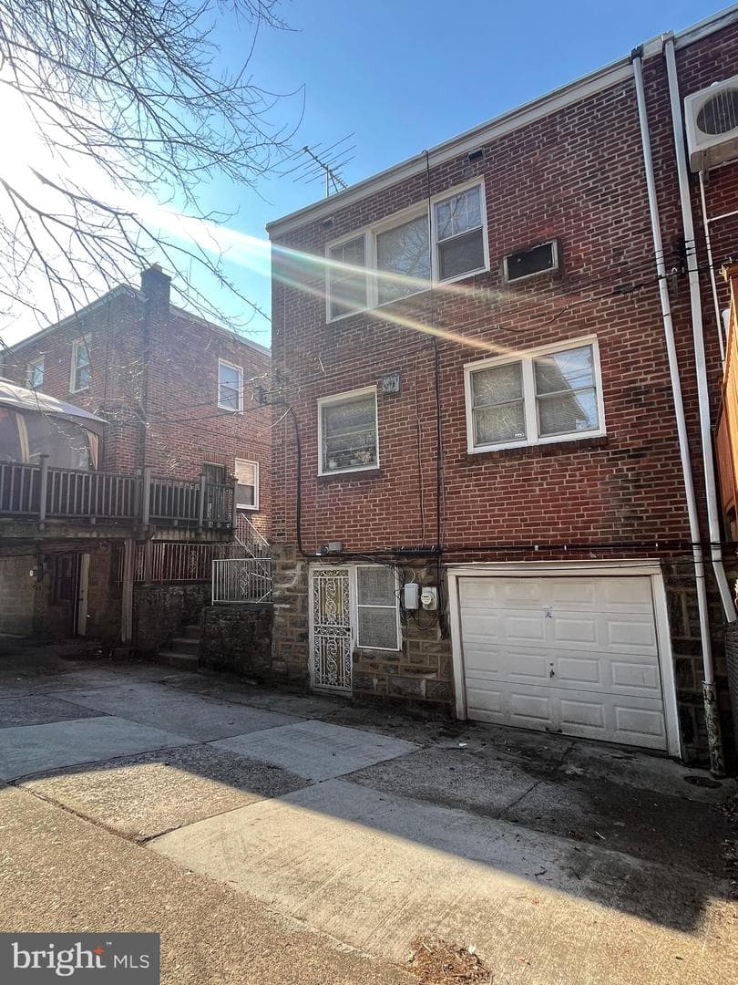 2125 Parkwyn Road photo 15