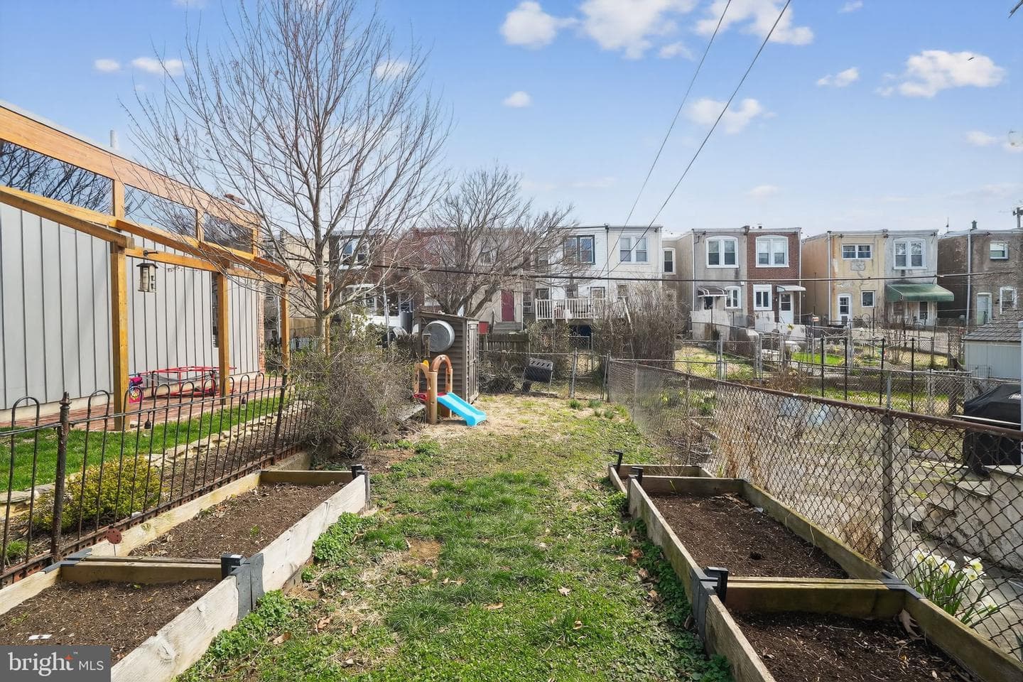 425 Hermitage Street photo 34