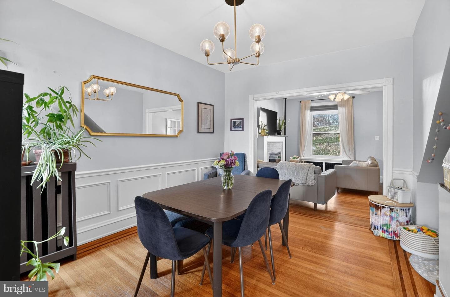 425 Hermitage Street photo 8