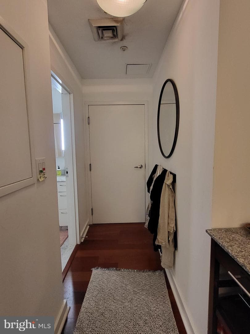219 S 18th Street #524 photo 2