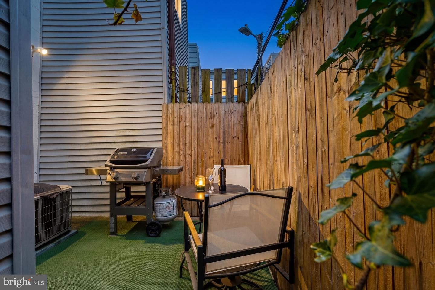 1805 Webster Street photo 12