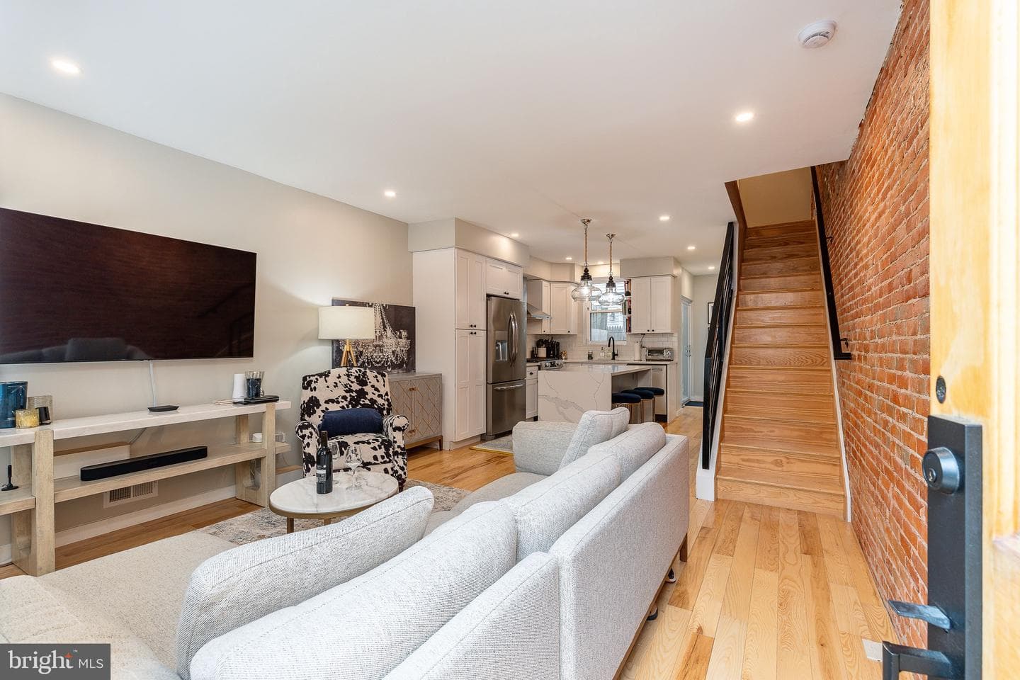 1805 Webster Street photo 3