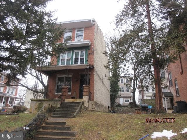 424 W Bringhurst Street photo 3