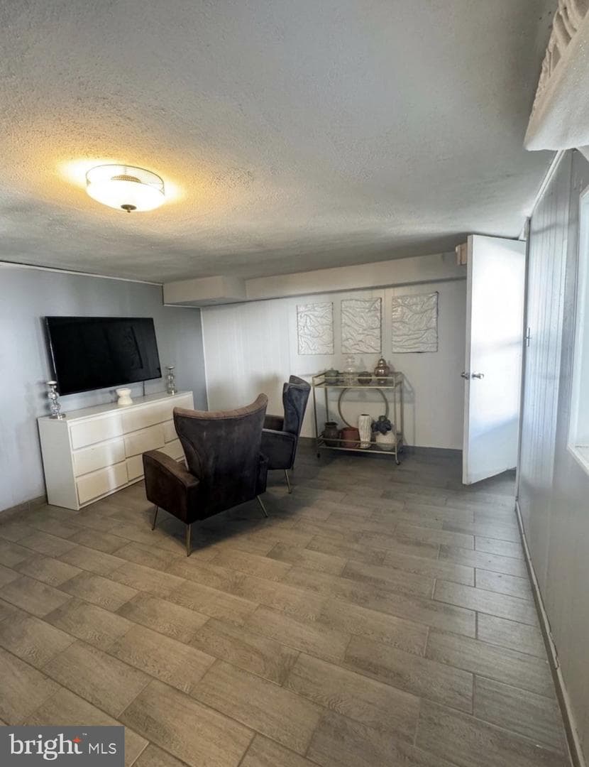 3164 Derry Road photo 29