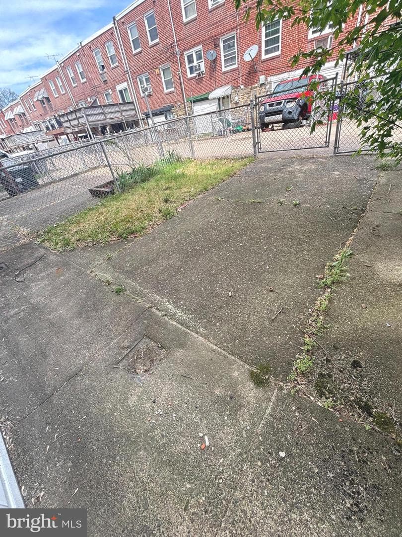 229 Stearly Street photo 38