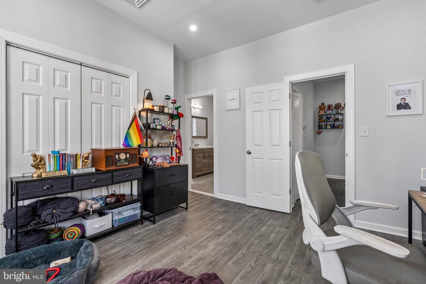 1549 N Newkirk Street photo 11