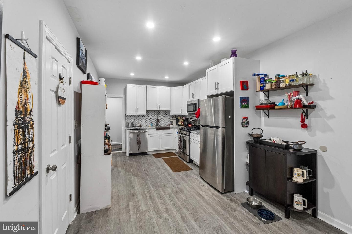 1549 N Newkirk Street photo 4