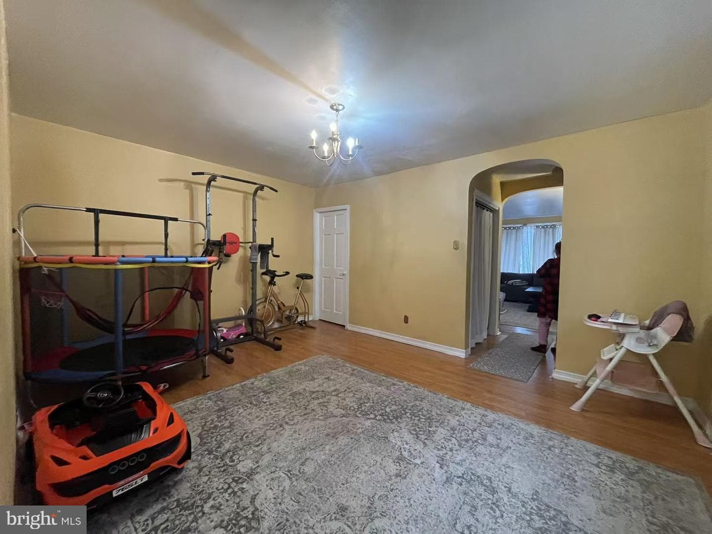 2733 Solly Avenue photo 4