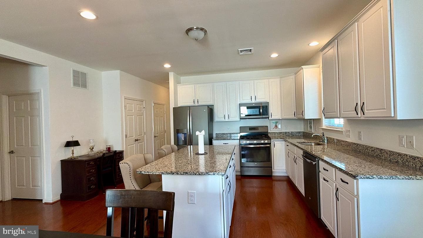 15128 Wildflower Way photo 5