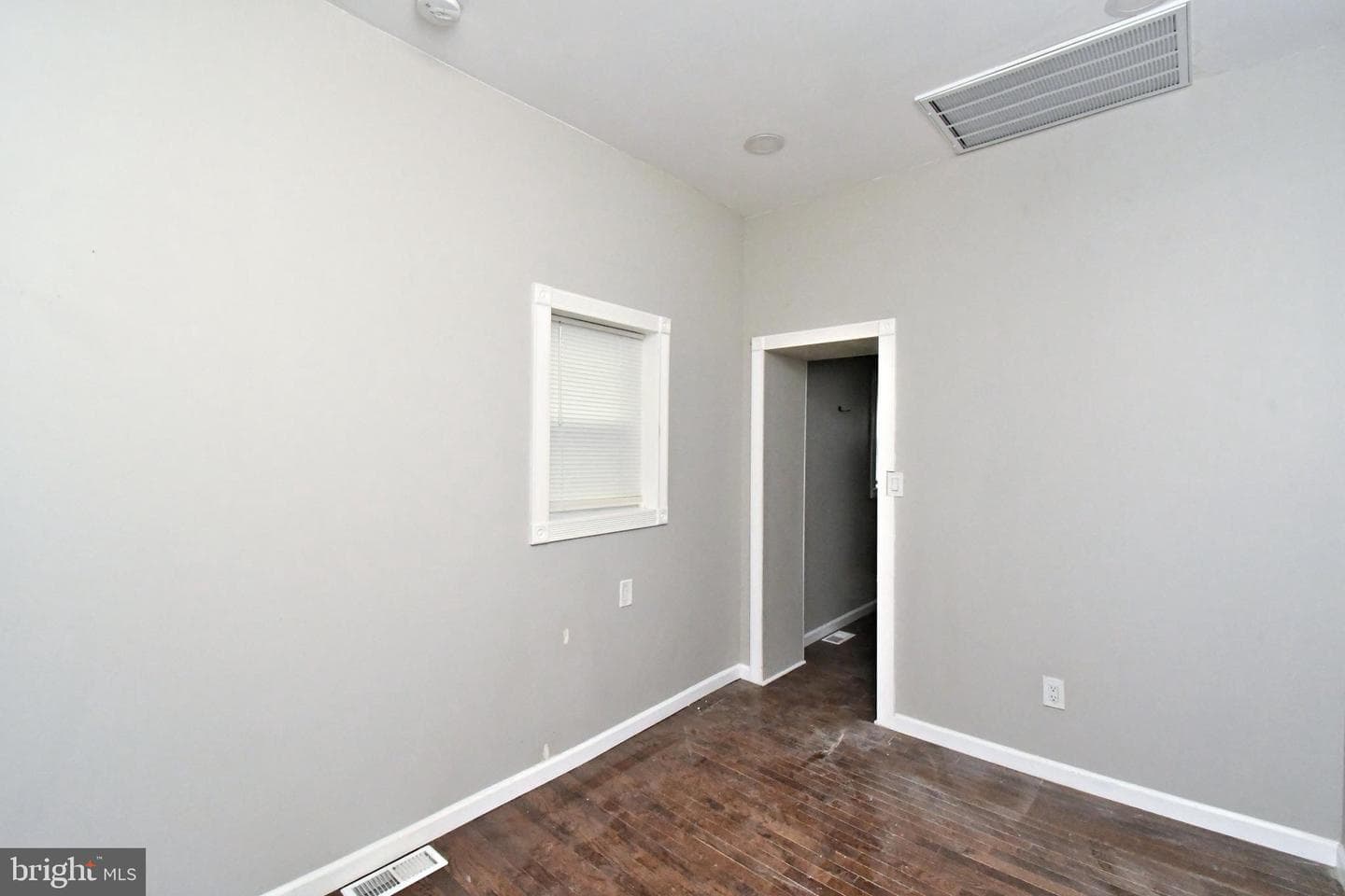 3114 Miller Street photo 11