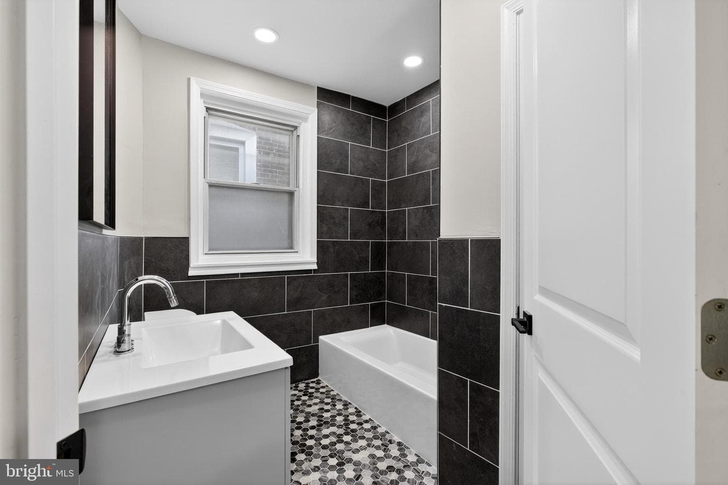 1145 S 60th Street photo 24