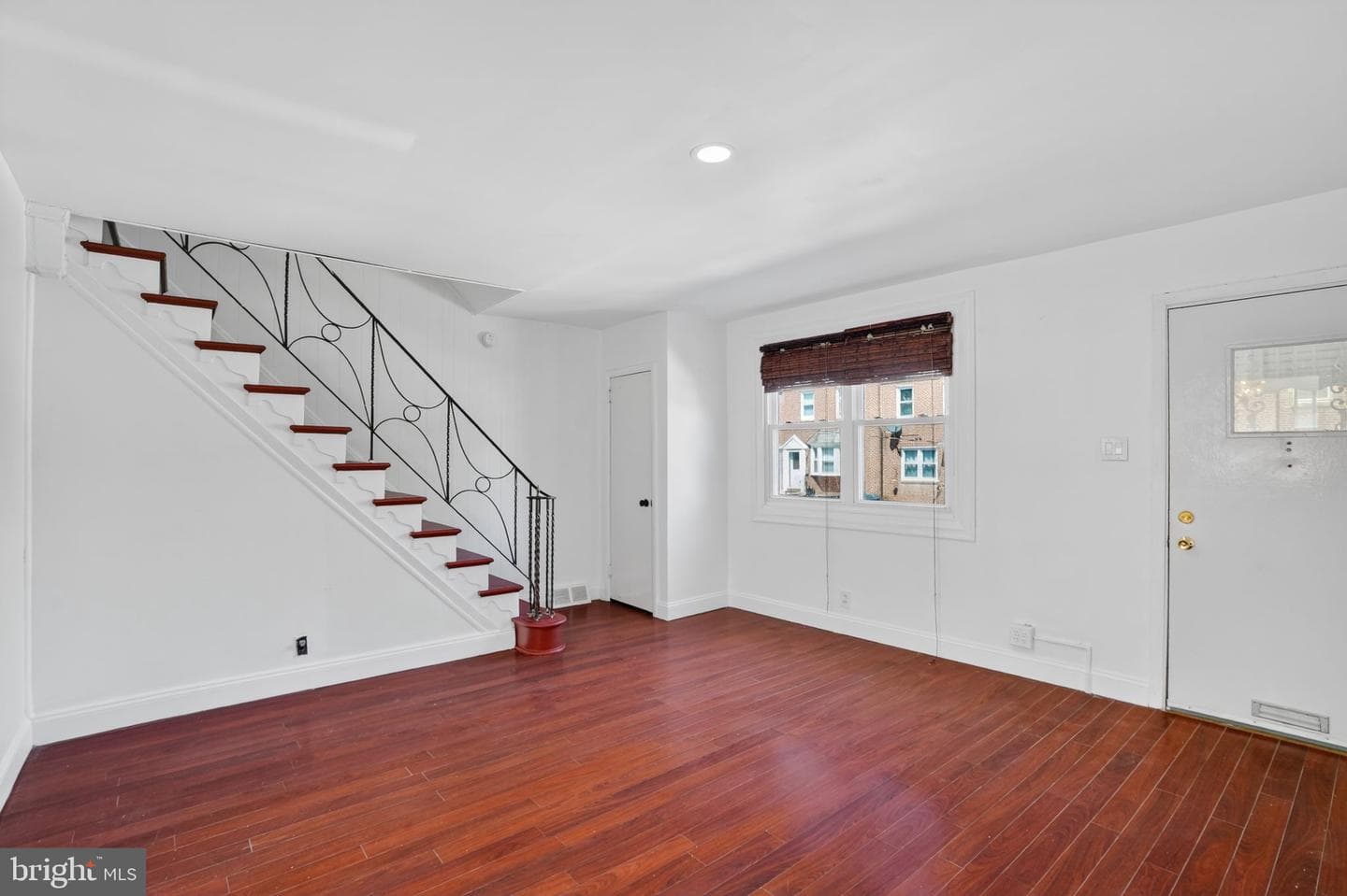 1222 Passmore Street photo 5