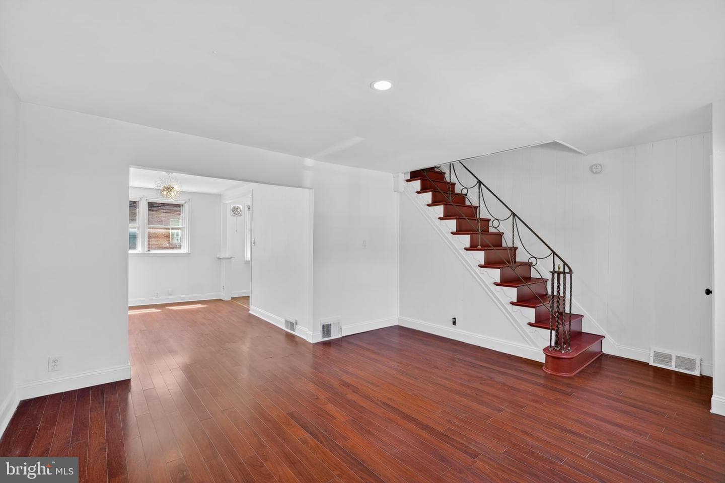 1222 Passmore Street photo 9