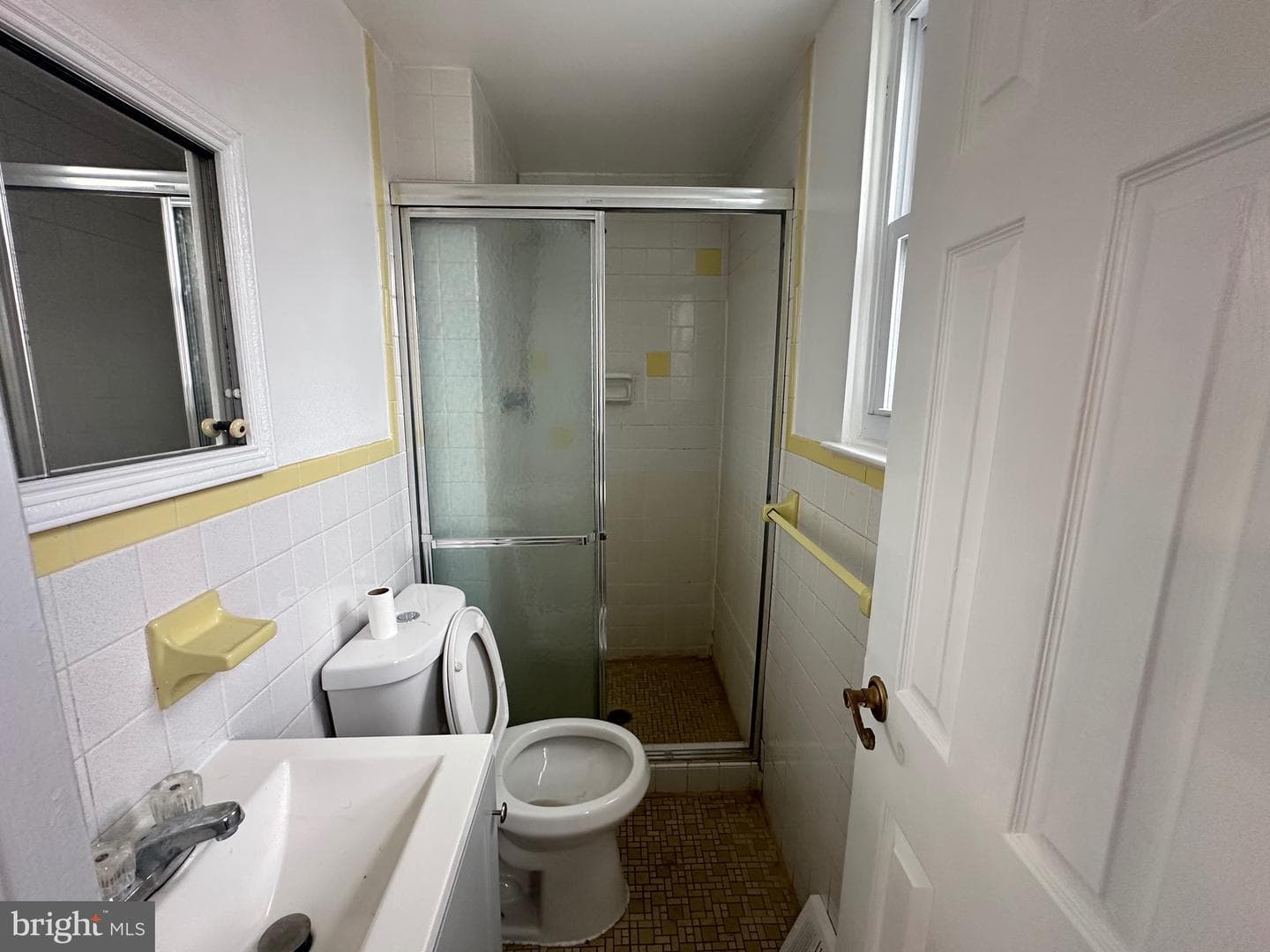 346 Ridgeway Place photo 12