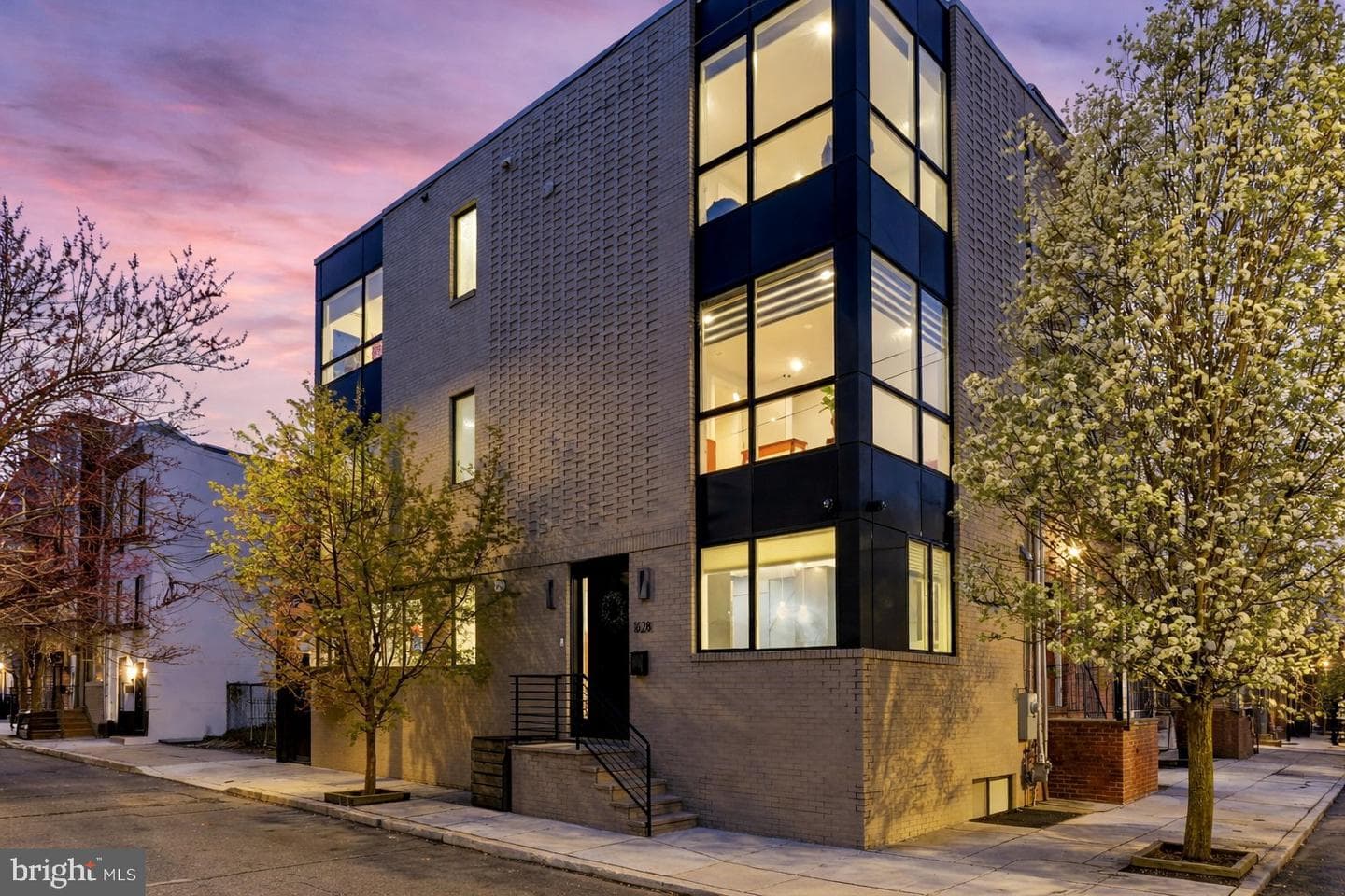1628 Fitzwater Street, Philadelphia